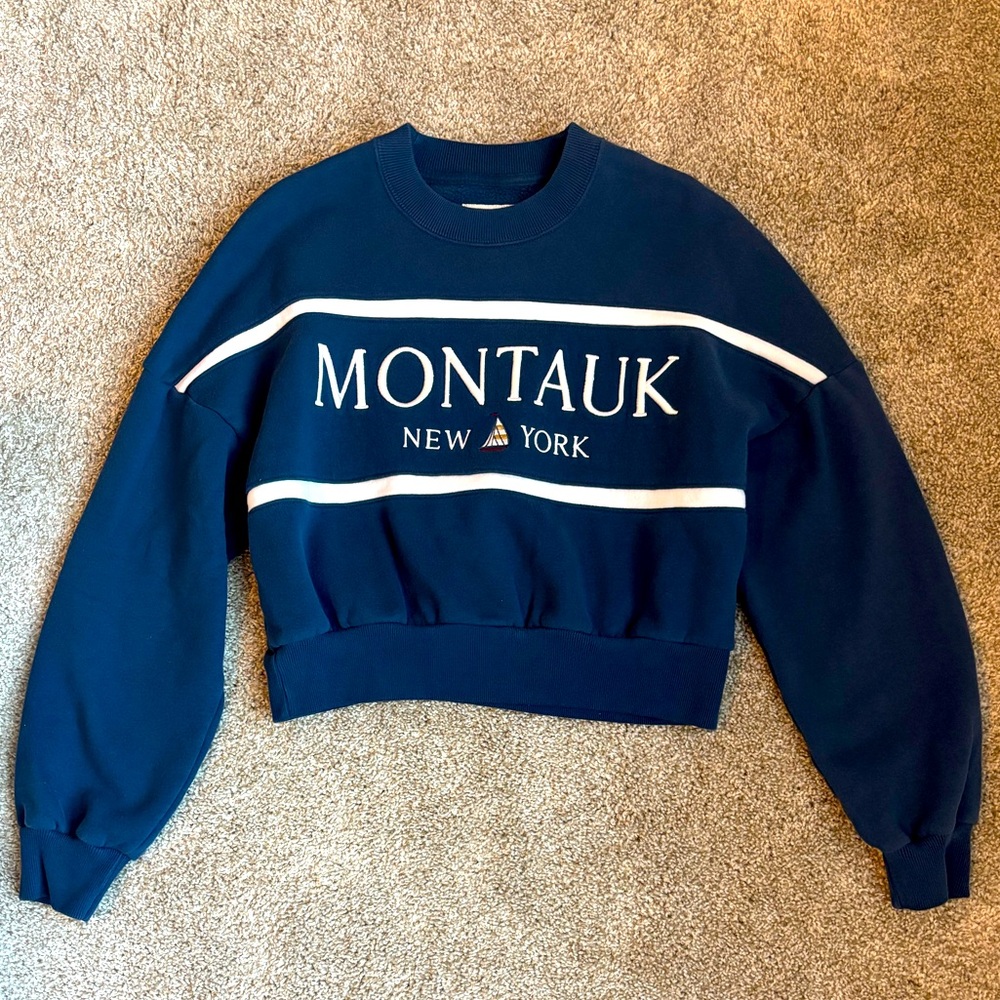 Abercrombie & Fitch Navy Blue Sweatshirt